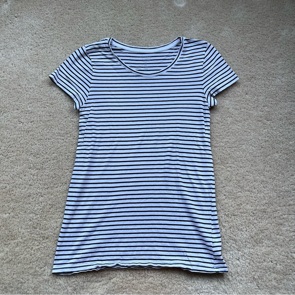 Gap Women’s White & Black Striped Favorite Tee Shirt - Size M - VGUC